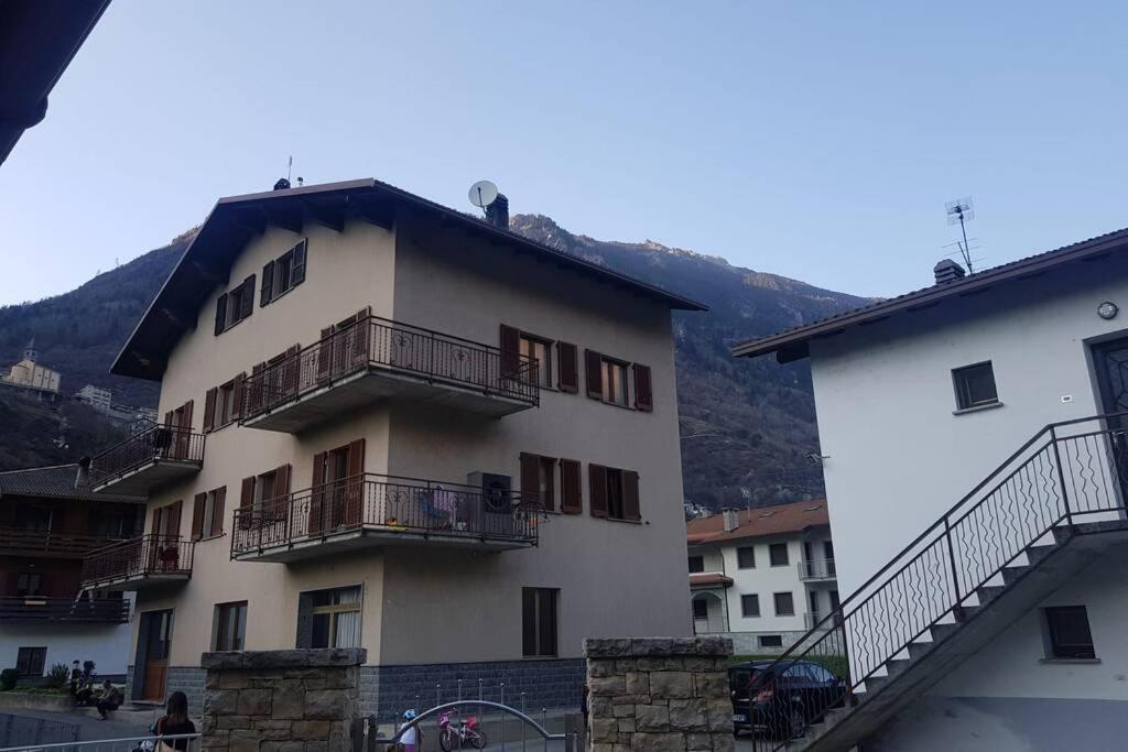 Vivi Sereno, Uno Stile Si Vita! Grosio Exterior photo